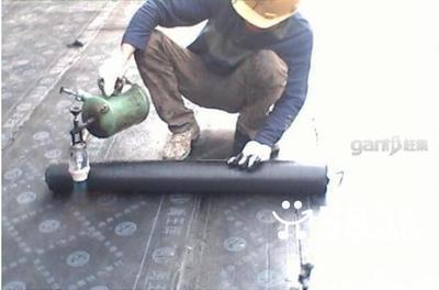 蘇州市相城區(qū)周邊民房屋頂防水補(bǔ)漏、墻面修補(bǔ)與衛(wèi)生間改造全攻略